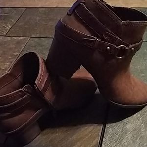 Ankle boots